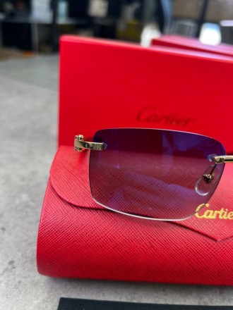 
 
 Солнцезащитные очки Cartier с деревянными дужками и синими стеклами
Производ. . фото 7