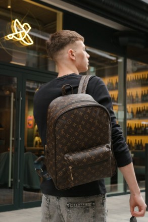 
 
 Городской рюкзак из эко кожи " brown ":
- Размер: 41 см х 29 см х 16 см;
- О. . фото 3