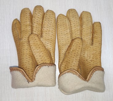 Женские, кожаные перчатки, ширина-8.5см, длина-22см, средний палец-8.5см, флисов. . фото 6