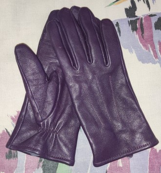Кожаные перчатки Isotoner, ширина-9см, длина-22см, средний палец-9см, флисовая п. . фото 3