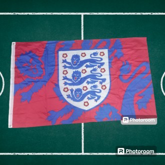 Футбольный флаг England National Team, размер 150х90см, в отличном состоянии. . фото 2