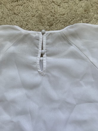 Блуза розмір XS. Стан гарний . Довжина 56,5 см, ширина 43 см. . фото 4