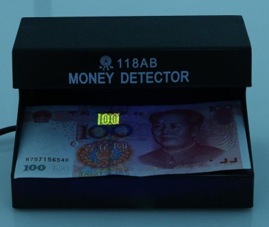 
 Ультрафиолетовая лампа детектор валют 118 хорошо зарекомендовала себя в банках. . фото 5