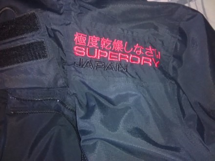 Продам куртку Superdry Japan в отличном состоянии, только в карманах дырки небол. . фото 6