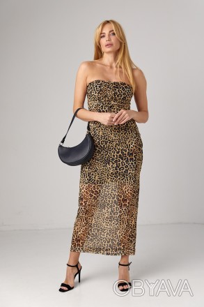 Приталенное платье с леопардовым принтом без бретелей - это настоящий шедевр мод. . фото 1