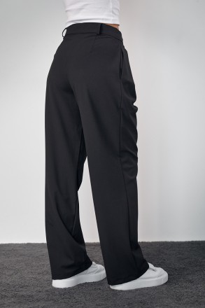 И на работу, и для выхода в свет - стильные женские брюки можно носить куда душа. . фото 3