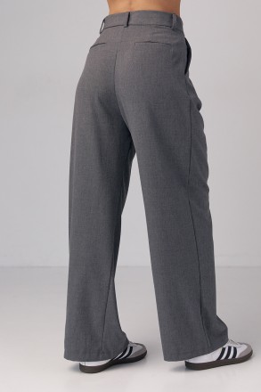 В этих стильных брюках ты можешь отправиться и на работу, и на прогулку, и на пр. . фото 3
