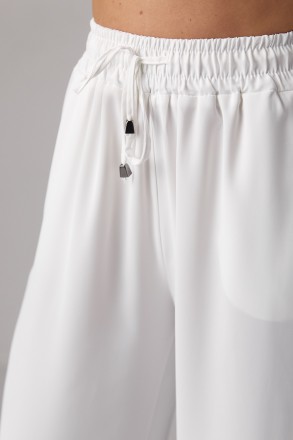С такими легкими, элегантными женскими брюками ваше лето будет стильным и комфор. . фото 5