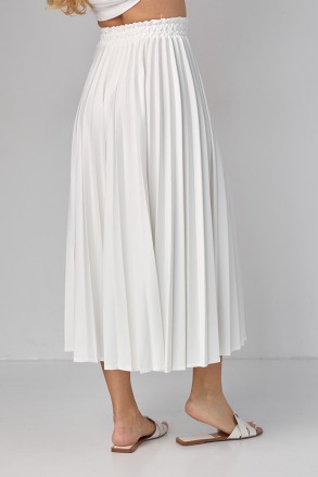 Элегантная и модная юбка-плиссе длинной миди станет стильным дополнением к вашем. . фото 3