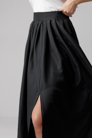 Легкая юбка из плащевки от LUREX подойдет для активных девушек, которые всегда в. . фото 5