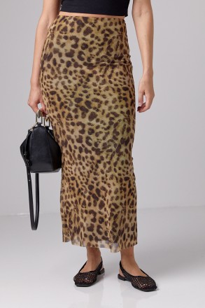 С такой длинной стильной юбкой из леопардовой сетки от LUREX ты сможешь создават. . фото 2