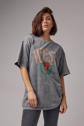 Эта женская футболка от LUREX порадует тебя свободным кроем и стильным дизайном.. . фото 2