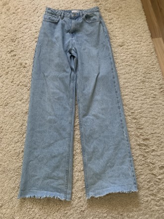 Жіночі джинси фірми Sinsay. Розмір S-M. Довжина 108 см, пот 34 см, поб 46,5 см. . фото 3