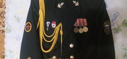 парадная форма мичмана ВМФ СССР/РФ (переходный период 1991-93гг) размер 48-50
к. . фото 4