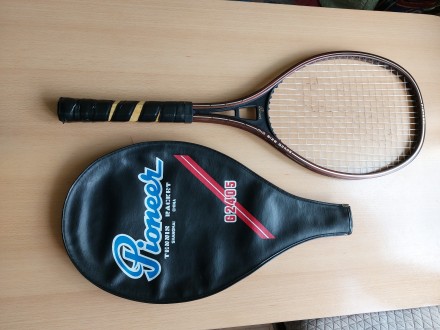 Легкая карбоновая теннисная ракетка "Pioneer G 2405" годов в отличном . . фото 2