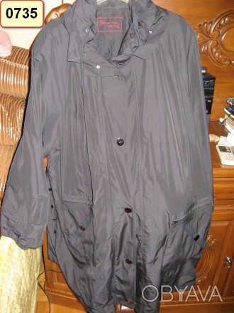 Продам жіночу куртку-вітровку великого розміру ~66-68.
Вживана у відмінному ста. . фото 1