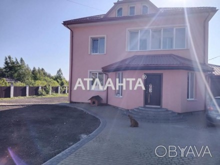 дом, 240 кв. м
