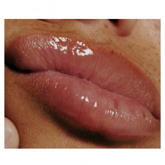 Пептидный бальзам для губ Rhode Peptide Lip Treatment мгновенно придает вашим гу. . фото 5