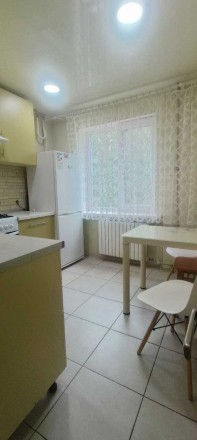 Аренда 2 ком. кв. ул. Янгеля (возле сквера). . фото 4 Аренда 2 ком. кв. ул. Янгеля (возле сквера). 4/5 этаж Спланирована в 2 раздельны. . фото 4