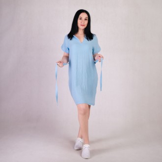 Платье женское летнее свободное голубое миди муслин с поясом однотонное 44-54р.
. . фото 4