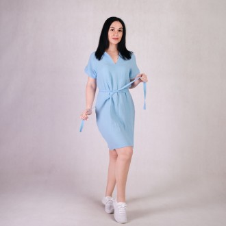 Платье женское летнее свободное голубое миди муслин с поясом однотонное 44-54р.
. . фото 2