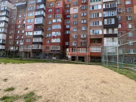 Продаж комерційного приміщення вул.Будівельників. Хмельницький. фото 1 Продаж комерційного приміщення вул.Будівельників. Хмельницький. фото 1