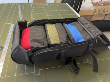 Універсальний рюкзак для парамедиків з трьома внутрішніми сумочками-аптечками, я. . фото 7