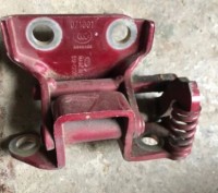 Бу петля двери задней левой нижняя Chery Kimo S12-6206030AB-DY S12-6206030. Кропивницький. фото 1 Бу петля двери задней левой нижняя Chery Kimo S12-6206030AB-DY S12-6206030. Кропивницький. фото 1