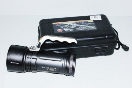 Корпус фонарика Police BL-T801-9 выполнен из анодированного алюминия (благодаря . . фото 7