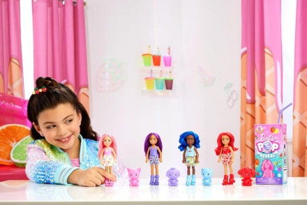 
Маленькі ляльки Barbie Pop Reveal Fruit Series Chelsea з 5 сюрпризами в одній с. . фото 4