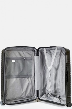 Дорожный средний чемодан на 4-х колесах Three Birds из полипропилена с кодовым T. . фото 6