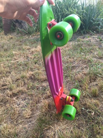 Скейт дитячий від 5 років яскравого кольору 
Скейт виготовлено з пластика та  м. . фото 5