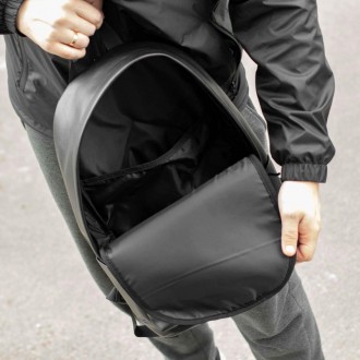 Городской рюкзак из эко кожи черный Vector на 18 литров Унисекс 
Характеристики:. . фото 8