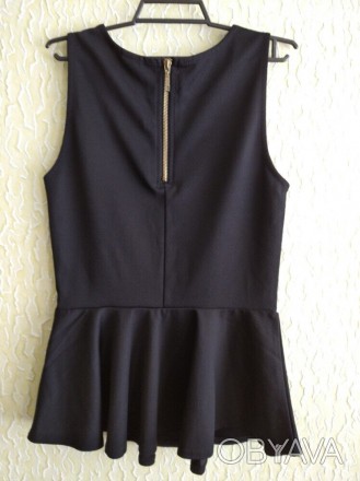 Нова чорна у візерунках блузка,нарядна кофточка,майка,р.С,Vero Moda.
ПОГ 38 см . . фото 1