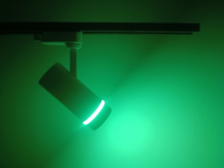 Светодиодный трековый светильник 10Вт красного, синего, желтого или зеленого цве. . фото 5