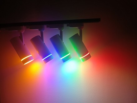 Светодиодный трековый светильник 10Вт красного, синего, желтого или зеленого цве. . фото 7