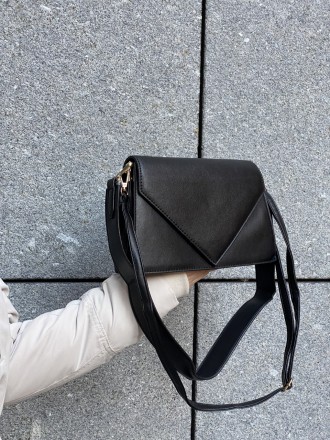 
ВИДЕООБЗОР
Женская сумочка кросс-боди через плечо
Женская классическая сумочка . . фото 7