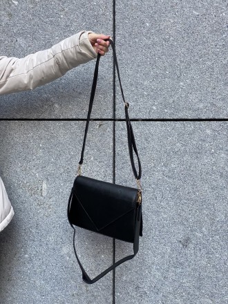 
ВИДЕООБЗОР
Женская сумочка кросс-боди через плечо
Женская классическая сумочка . . фото 8