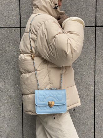 
ВИДЕООБЗОР
 
Женская сумочка кросс-боди на цепочке
Сумочка имеет одно основное . . фото 8