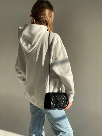 
Женская сумочка на одно отделение, фурнитура серебряного цвета
Параметры - высо. . фото 5