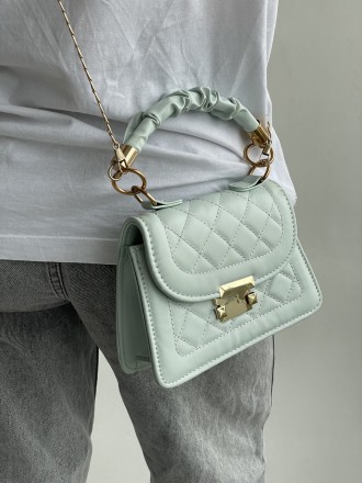 
ВИДЕООБЗОР
Женская классическая маленькая сумочка
Женская сумочка кросс-боди на. . фото 8