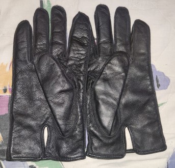 Кожаные перчатки, на среднюю или большую руку, ширина-12см, длина-24см, среднтй . . фото 7