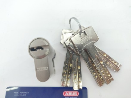 Сердцевина для замка Abus Compact M12R ключ/ключ 
 
ABUS M12R – это высококачест. . фото 3