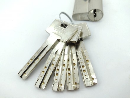 Сердцевина для замка Abus Compact M12R ключ/ключ 
 
ABUS M12R – это высококачест. . фото 6