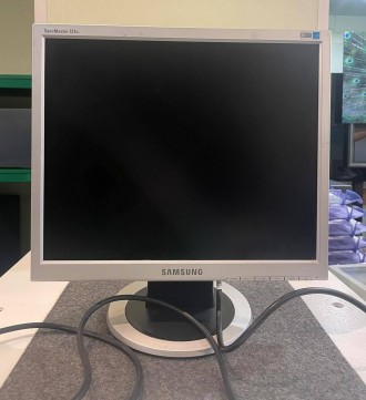 Монитор монітор дисплей екран Samsung SyncMaster 721N 17"LCD+кабель VGA. Киев. фото 1 Монитор монітор дисплей екран Samsung SyncMaster 721N 17"LCD+кабель VGA. Киев. фото 1