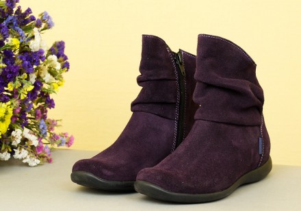 Гарні замшеві чобітки насиченого фіолетового кольору. Стануть прикрасою гардероб. . фото 3