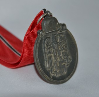 Медали За зимнюю кампанию на Востоке 1941/42
Клеймо"6"
Лента копия.. . фото 7