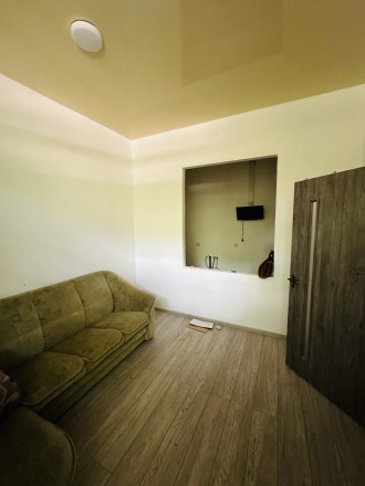 Продажа 1-к квартира 35м2 район Кр.Рынок ул.Комарова.. Кропивницкий. фото 1 Продажа 1-к квартира 35м2 район Кр.Рынок ул.Комарова.. Кропивницкий. фото 1