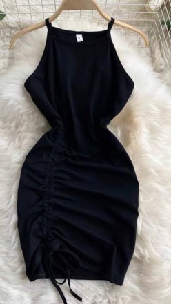 Идеальное черное платье, очень хорошо тянет и скрывает все недостатки, длину мож. . фото 4