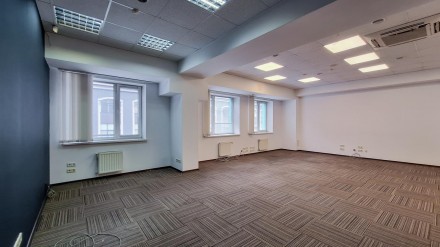 Аренда просторного офиса в центре Киева в Бизнес центре класса " В + " по адресу. Центр. фото 6